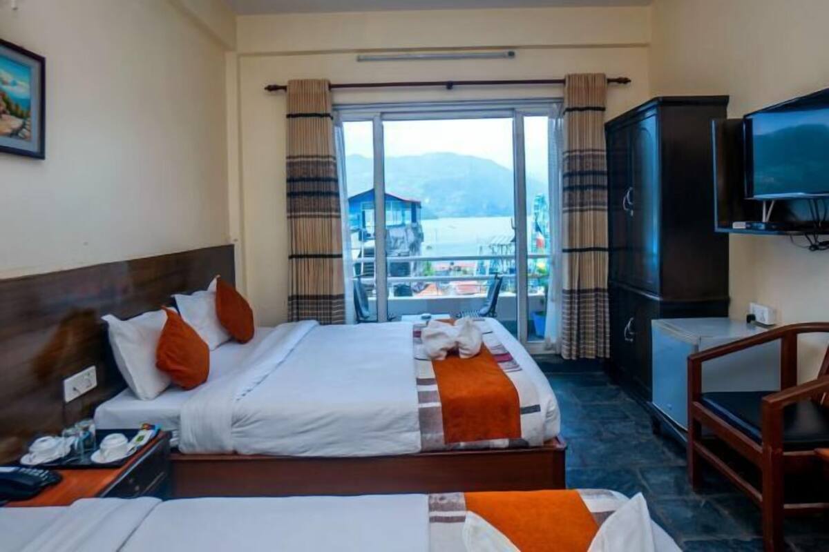 1 bedroom, premium bedding, free WiFi, bed sheets