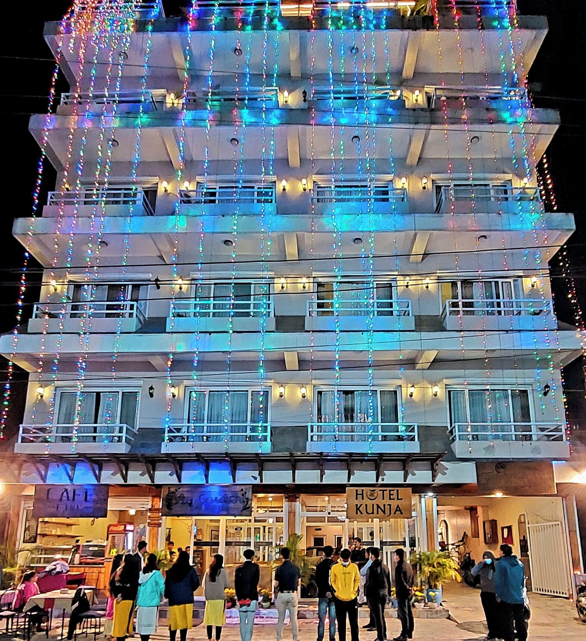 Façade de l’hébergement - soirée/nuit