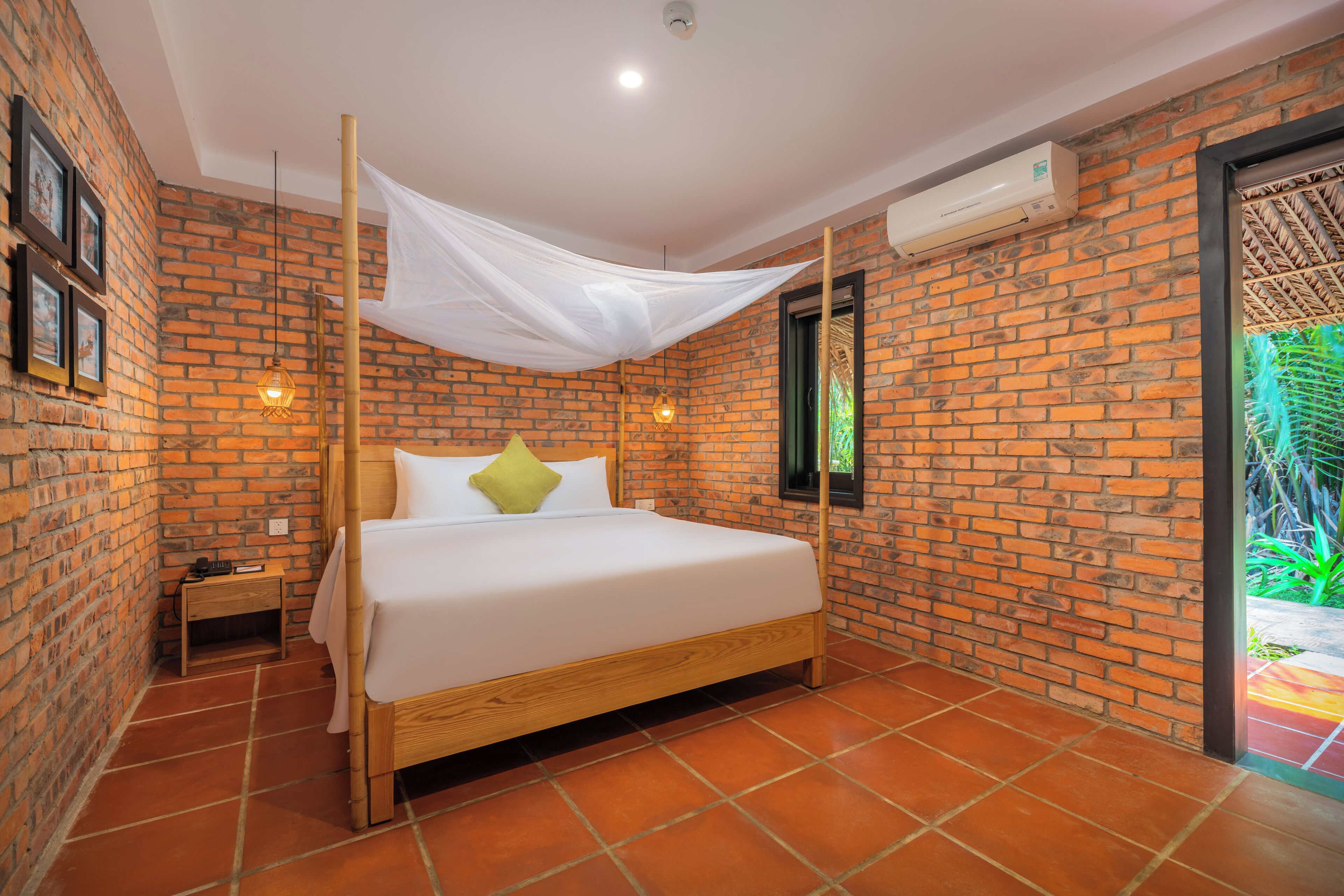 Deluxe Double Room, Coconut Forest View