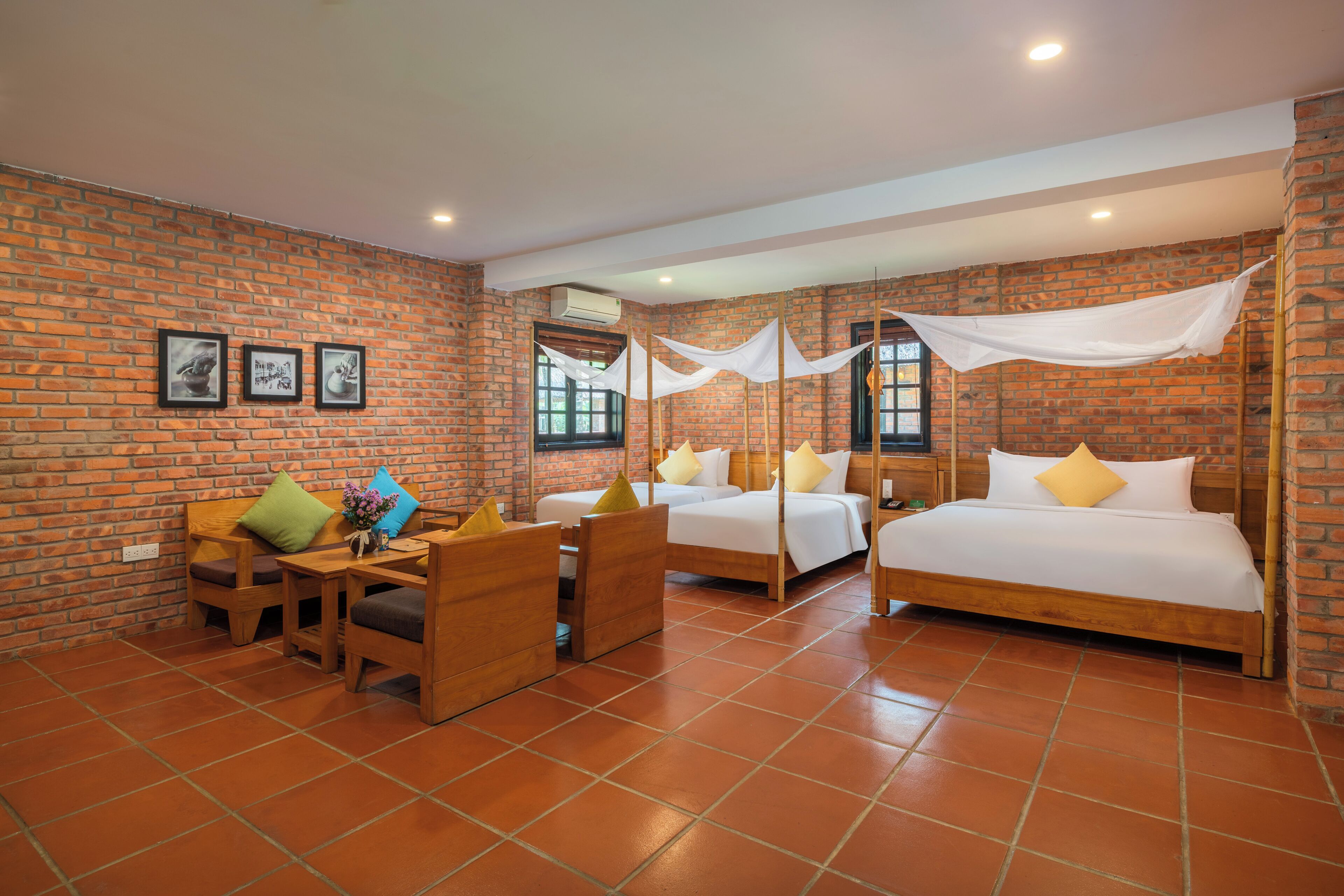Vietnamese Style Family Bungalow