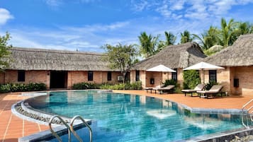 3 outdoor pools, open 7:00 AM to 9:00 PM, pool umbrellas, sun loungers