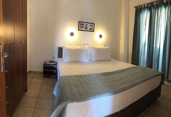 1 Schlafzimmer, Bügeleisen/Bügelbrett, WLAN, Bettwäsche