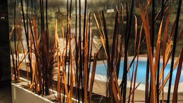 Salas de tratamientos para parejas, sauna, bañera de hidromasaje