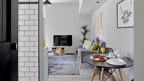 Unclassified image, 3 of 86, button - The Heriot City Centre Apartments (Cape Town)