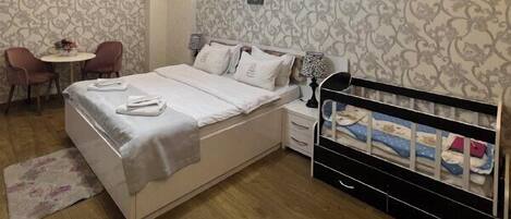 Caja de seguridad en la habitación y sistema de insonorización