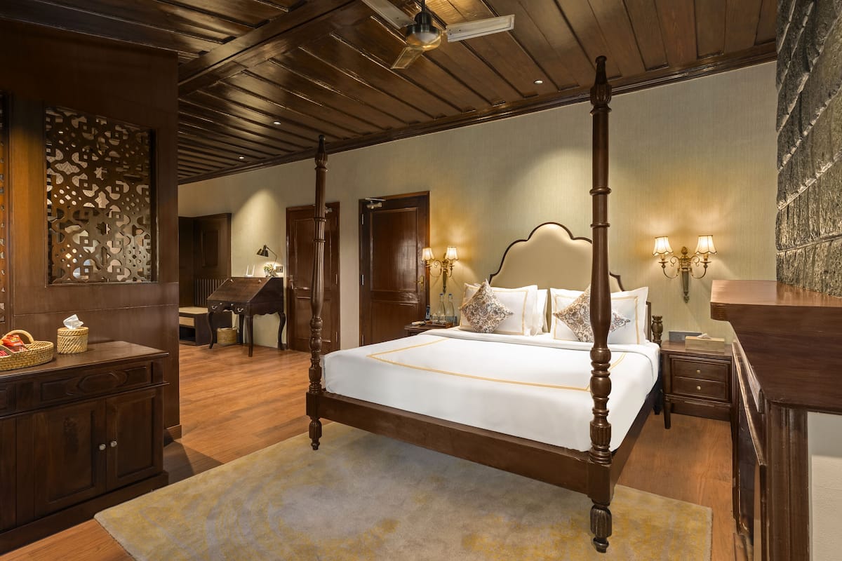 1 bedroom, premium bedding, down duvets, free minibar