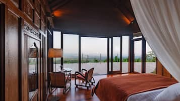 2 bedrooms, desk, free WiFi