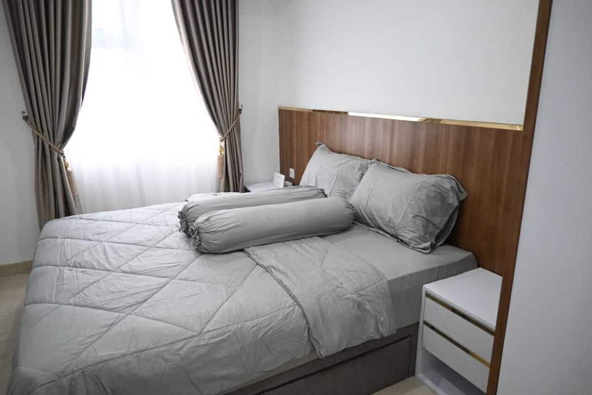 Habitación individual Confort | 3 dormitorios, ropa de cama de alta calidad, wifi gratis y ropa de cama