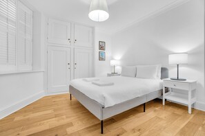 Apartamento (2 Bedrooms) | 2 quartos, ferros/tábuas de passar roupa, roupa de cama