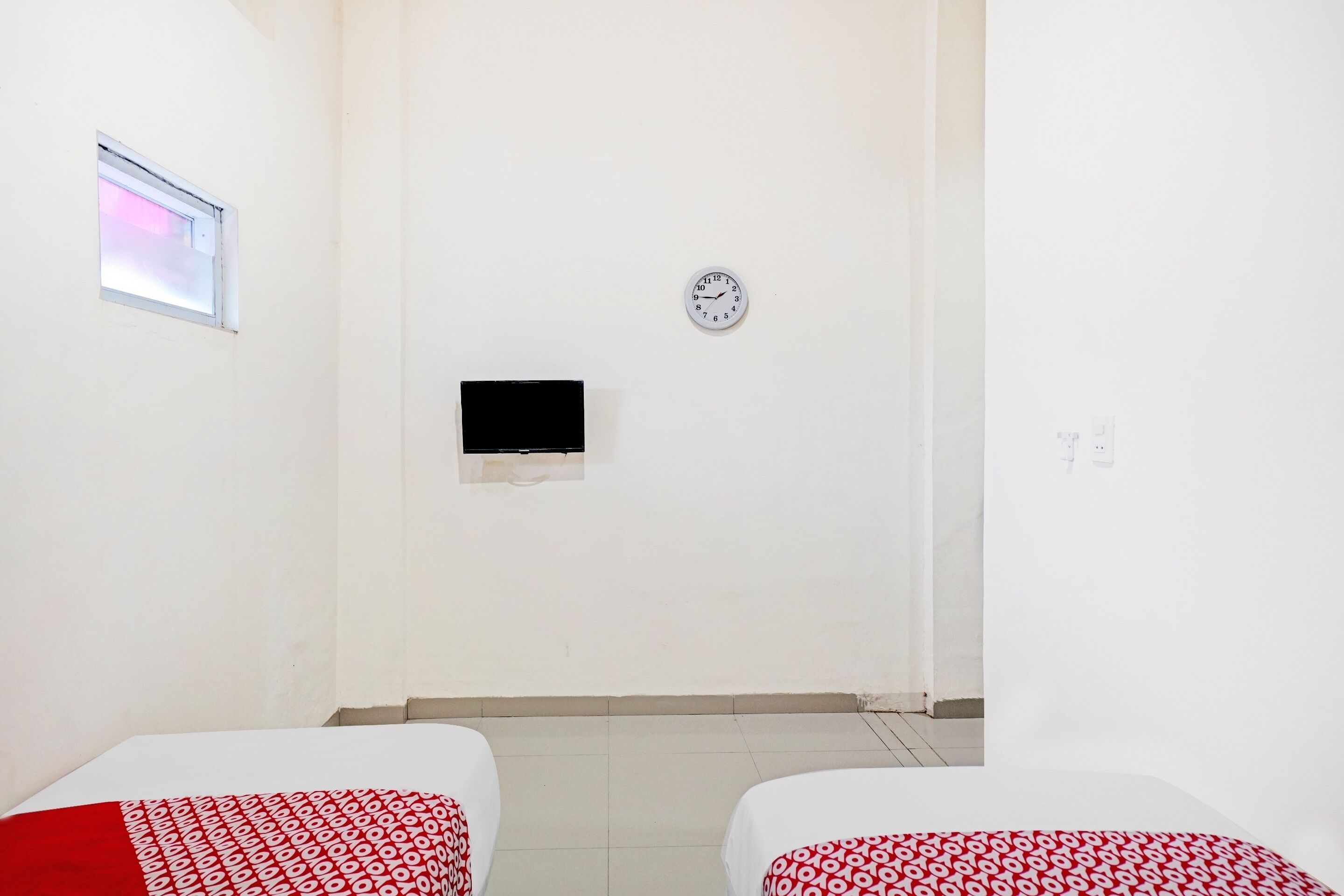 Foto - RedDoorz at STM Suite Medan Amplas