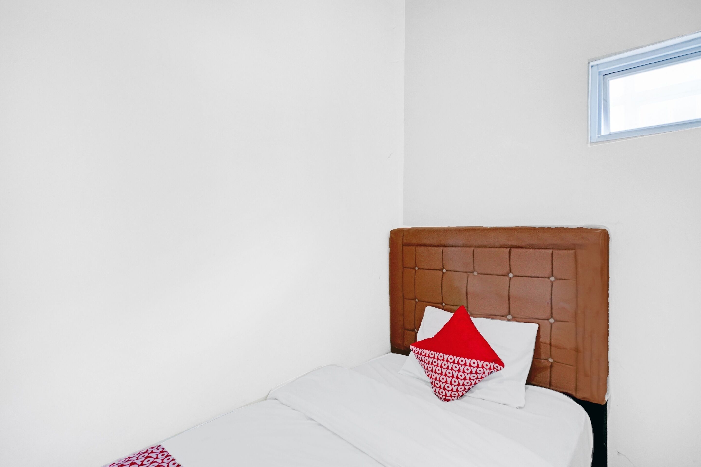 Foto - RedDoorz at STM Suite Medan Amplas