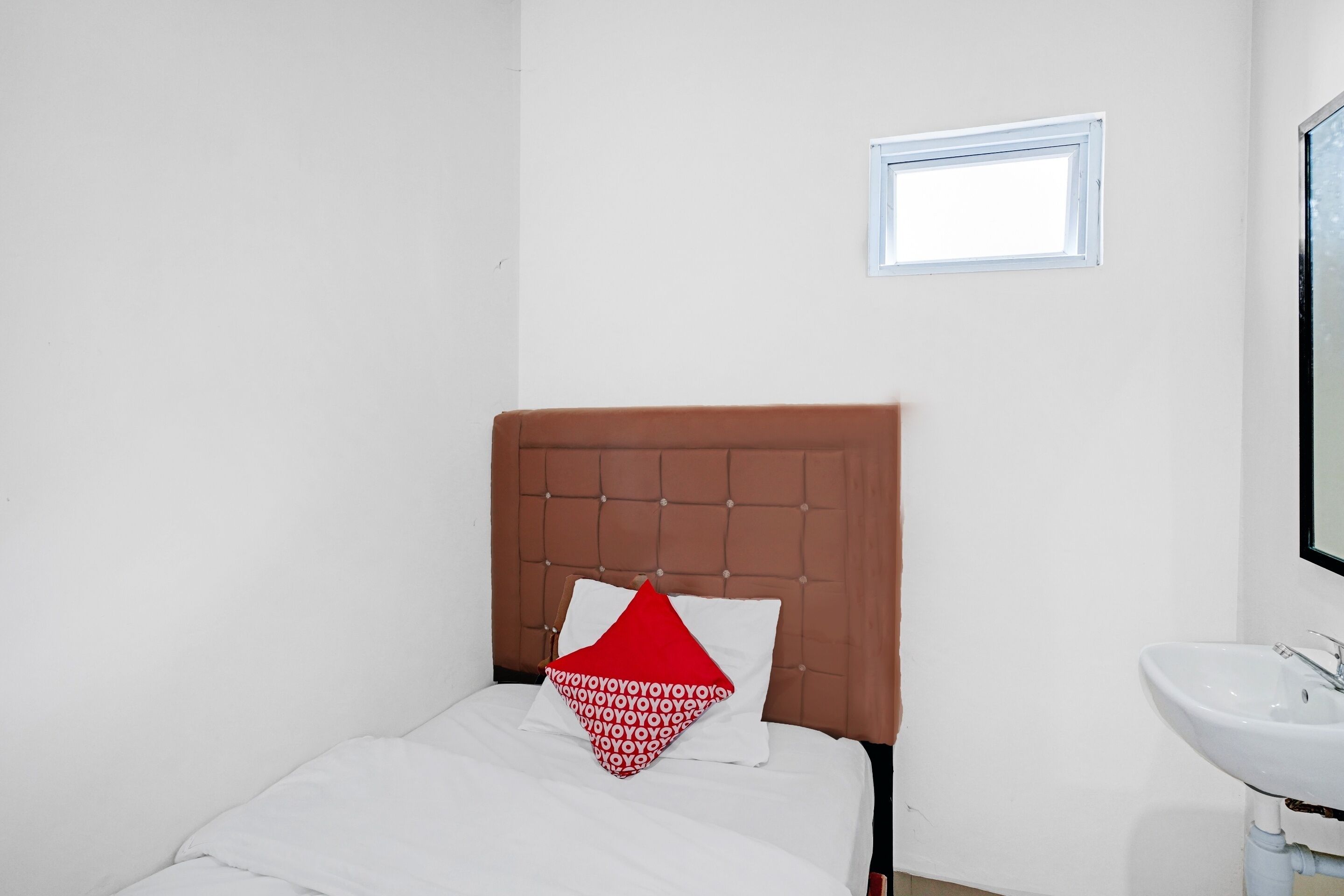 Foto - RedDoorz at STM Suite Medan Amplas