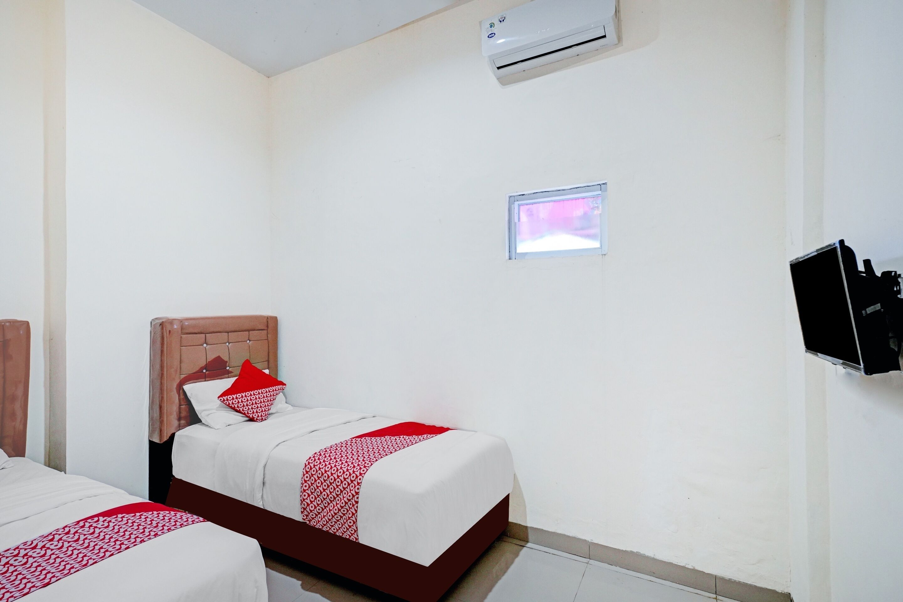 Foto - RedDoorz at STM Suite Medan Amplas