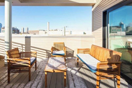 TWO Modern Penthouses on Mass by CozySuites