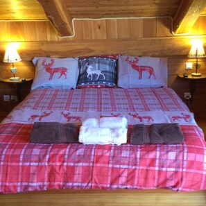 4 bedrooms, iron/ironing board, WiFi, bed sheets - Chalet Luxueux à 500 Mètres des Pistes Avec Terrasse Plein sud (Saint-Véran)