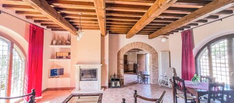 House With Private Pool and Fenced Garden in Quiet Location. Panoramic Views