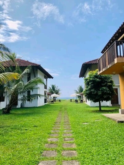 Muthumuni Ayurveda Beach Resort