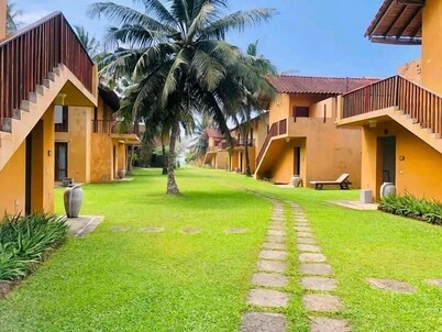 Muthumuni Ayurveda Beach Resort