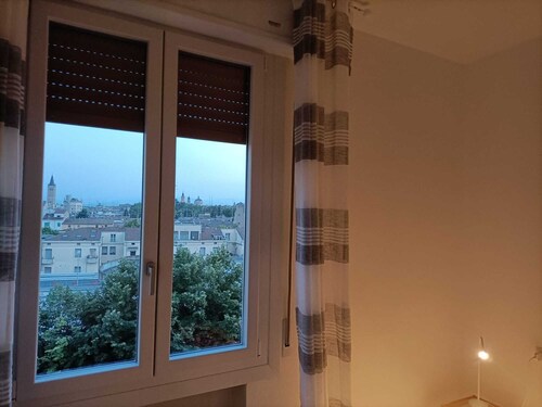 Violet Apartment - Parma