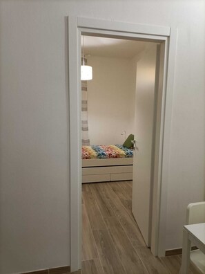 2 sovrum, strykjärn/strykbräda, wi-fi och sängkläder
