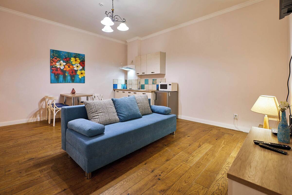 Superior Apartment | Minibar, in-room safe, desk, laptop workspace