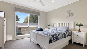 3 Schlafzimmer, Bügeleisen/Bügelbrett, Reisekinderbett, Internetzugang