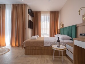 Free WiFi - Hotel Diman (Bar)