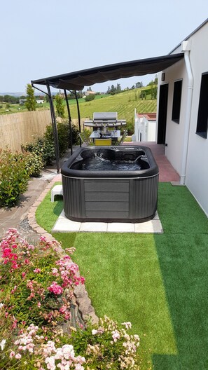 Terrace/patio - Villa Ginkgo-955 Avec SPA Privatif (Albi)