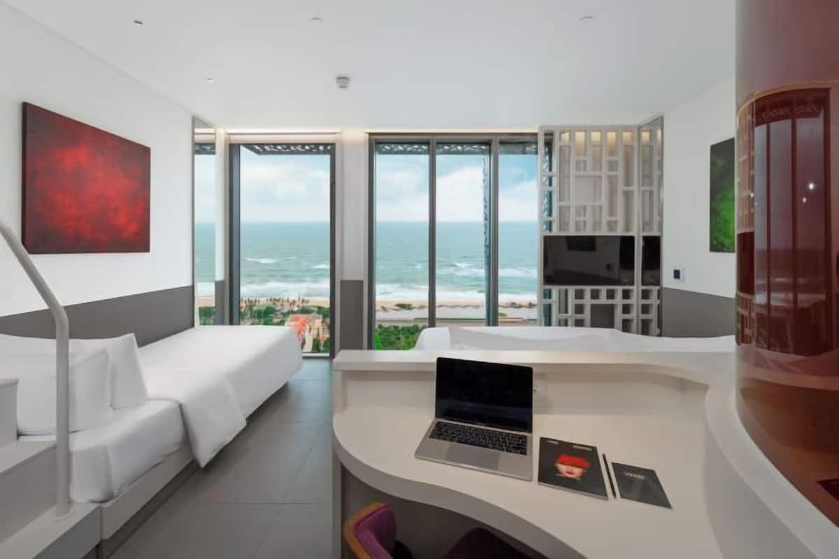 1 bedroom, premium bedding, down duvets, memory-foam beds