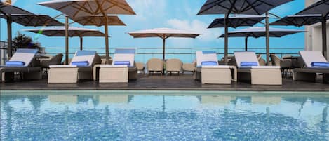 Piscine couverte