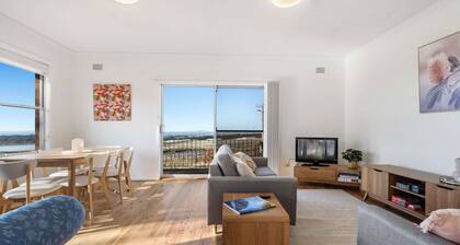 Panoramic Views on Pinnacle - 3 Bedroom Farm Stay
