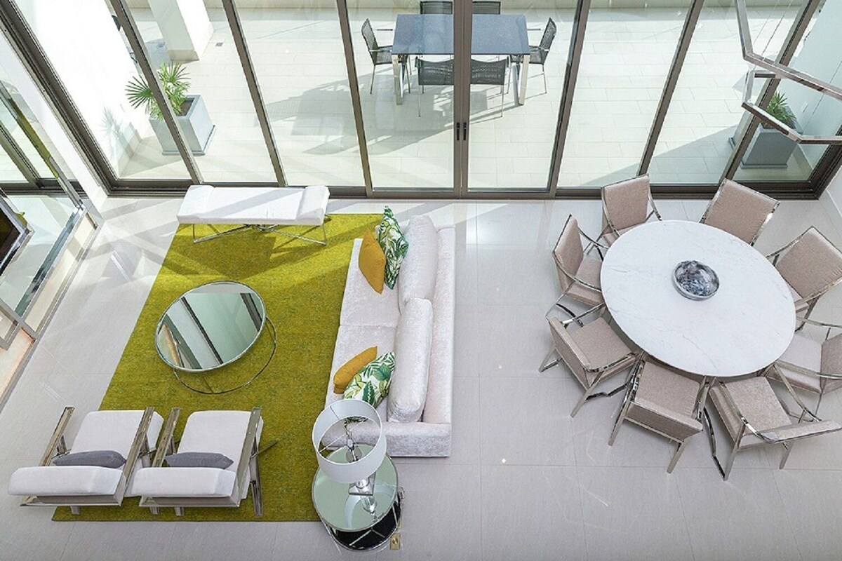 Interior, Living area