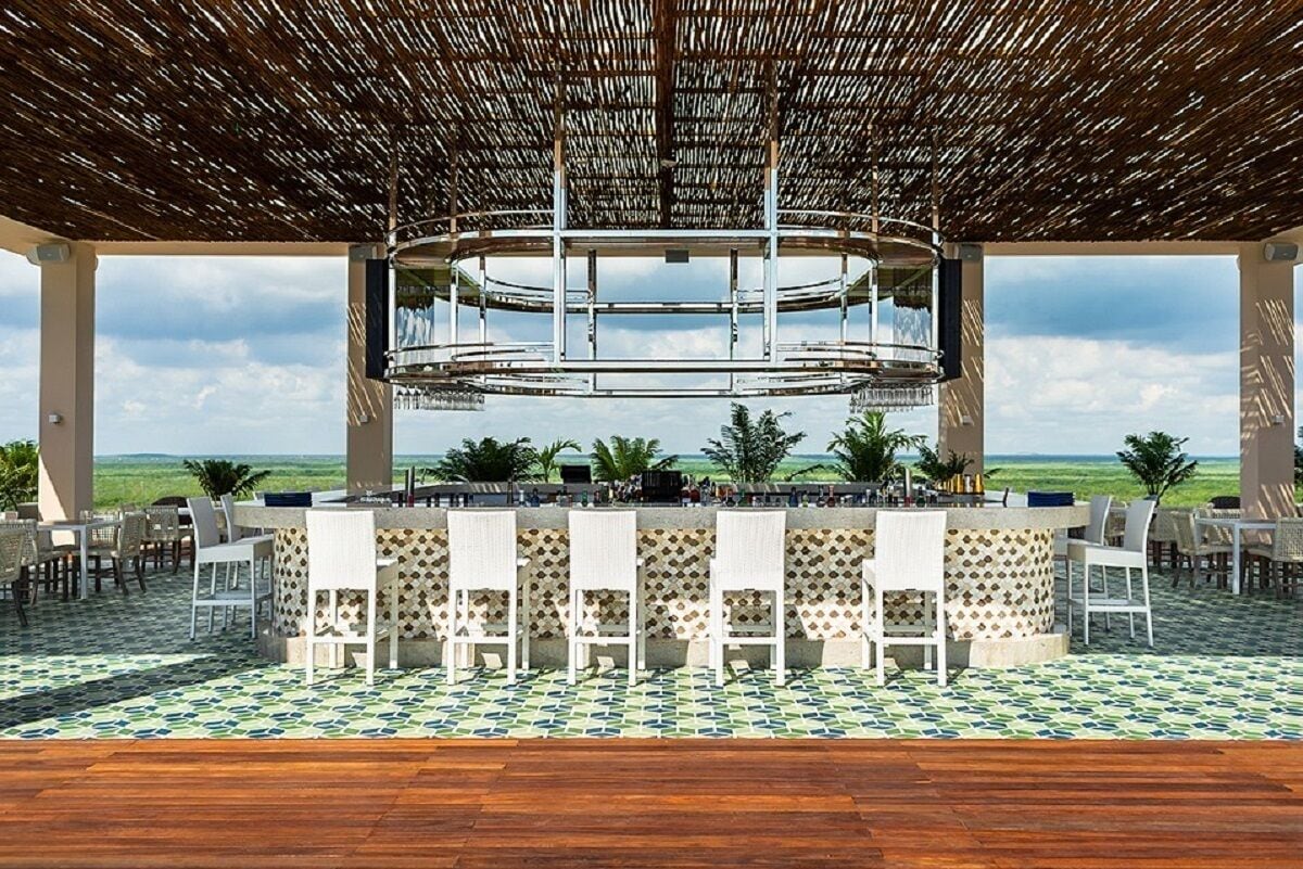 Garza Blanca Cancun, Bar (on property) view