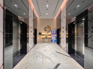 Interior - Charming Business Bay Apartment Near Burj Khalifa (Dubai)