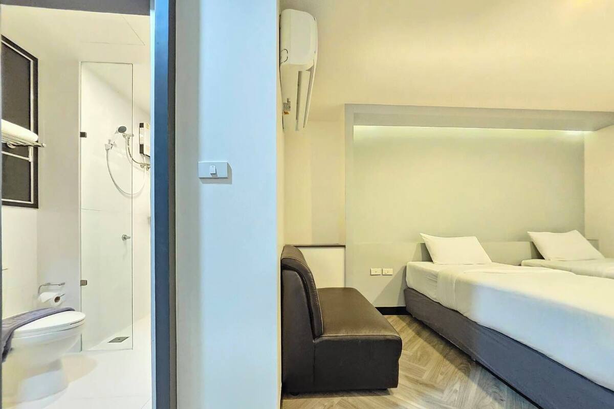 Deluxe Twin Room (No window) | セーフティボックス (室内)、アイロン / アイロン台、WiFi (無料)、ベッドシーツ
