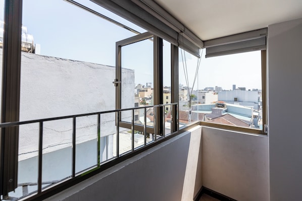 City view from property - Flower Beachstay & Coffee (Da Nang)
