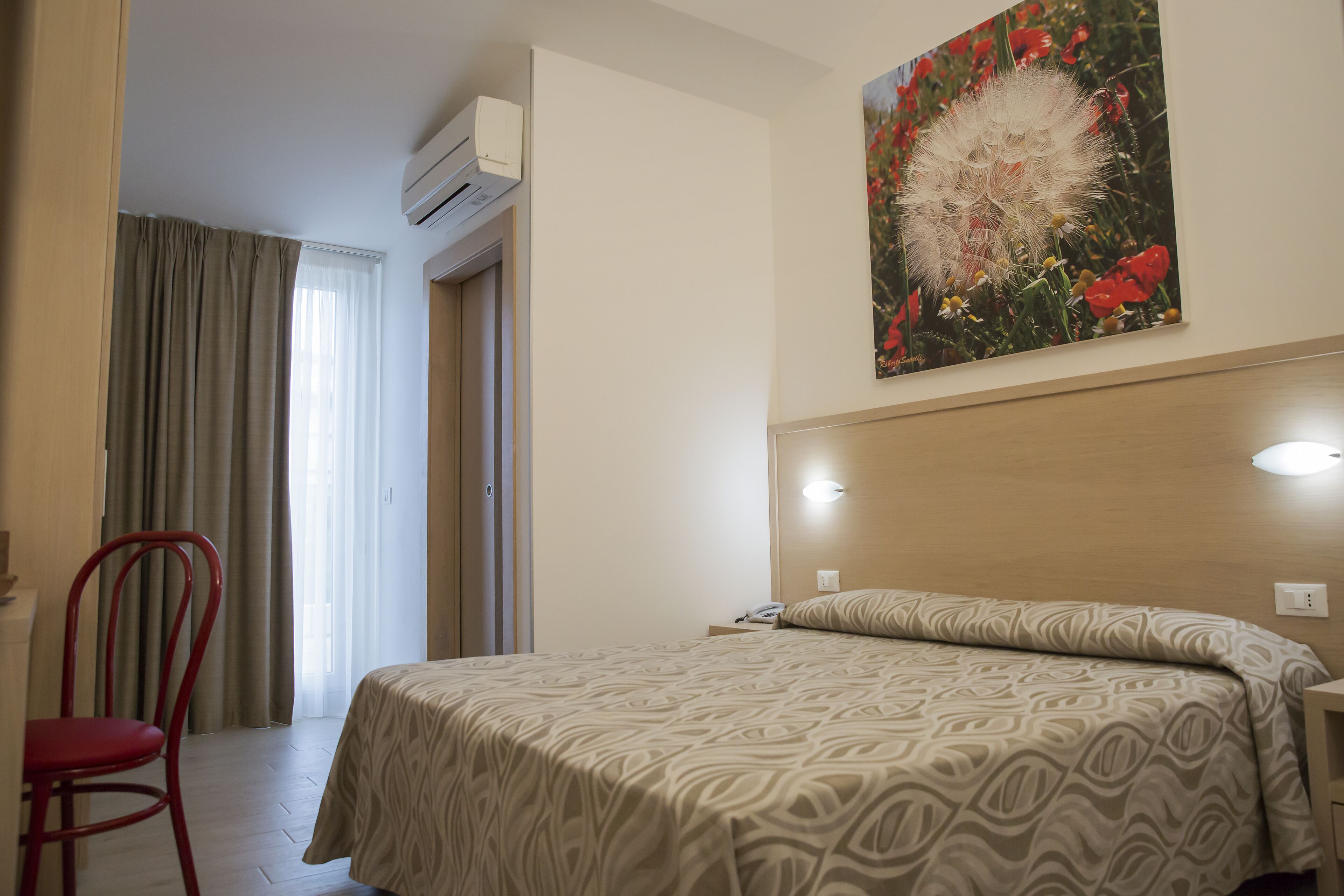Classic-Doppelzimmer | Zimmersafe, Schreibtisch, schallisolierte Zimmer, kostenloses WLAN
