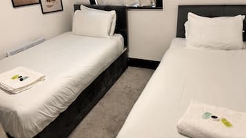 Standard Twin Room | Free WiFi, bed sheets