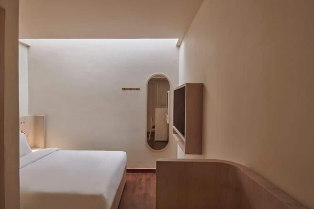 1 bedroom, in-room safe, desk, free WiFi