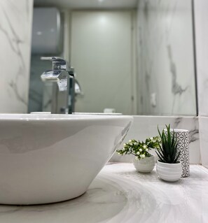 Perushuoneisto | Kylpyhuone