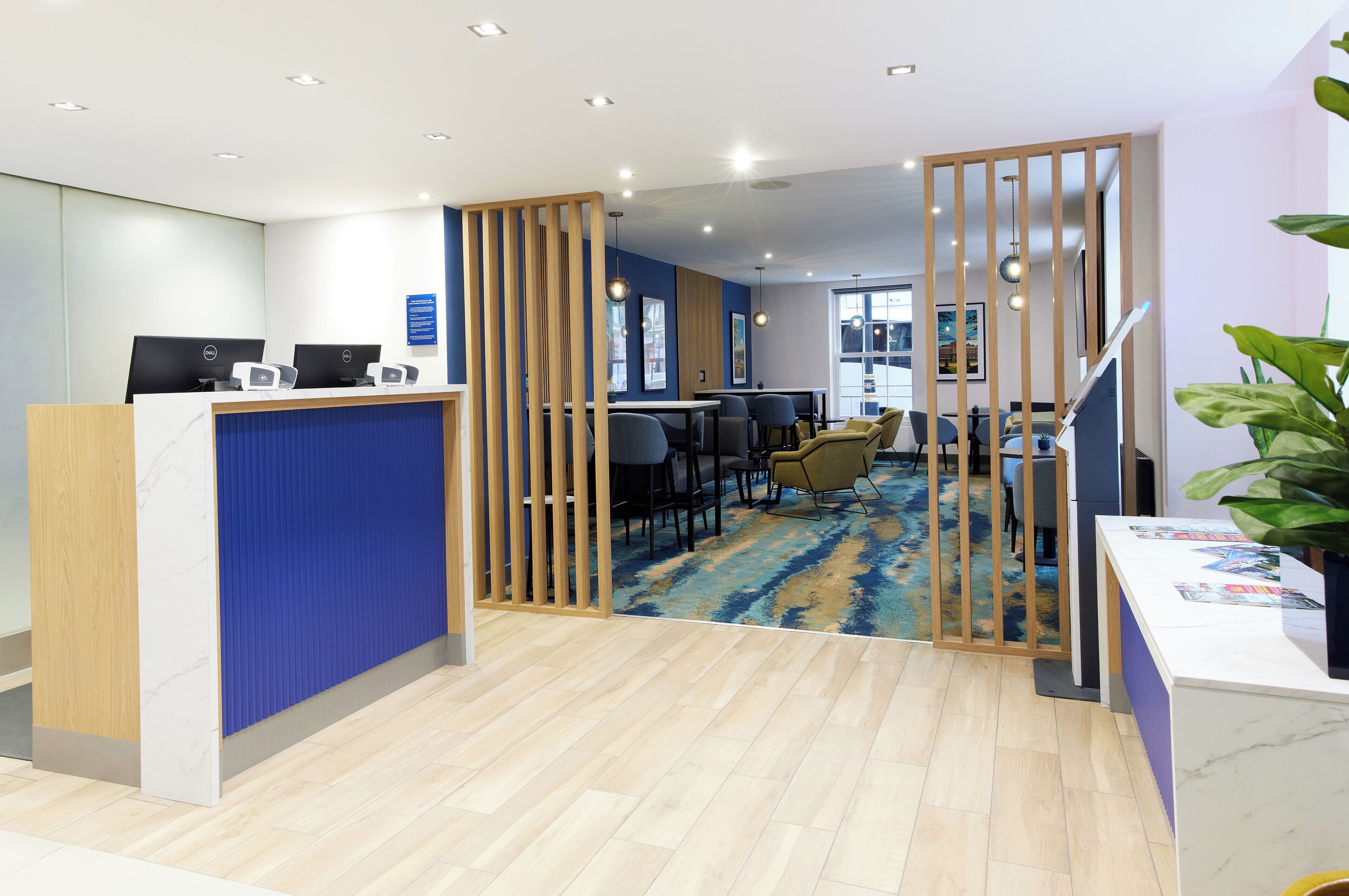 Photo - Thistle London Park Lane