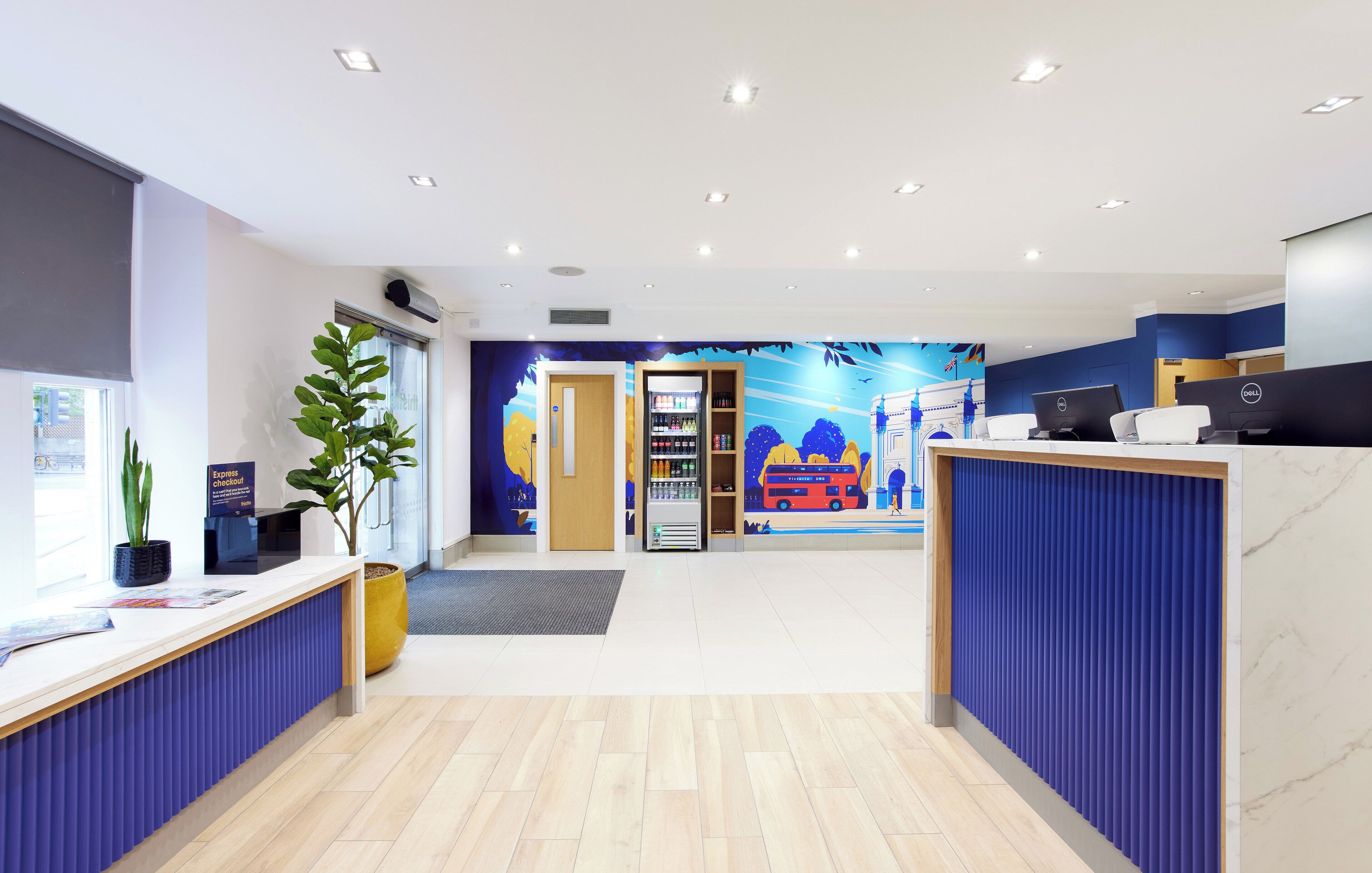 Photo - Thistle London Park Lane