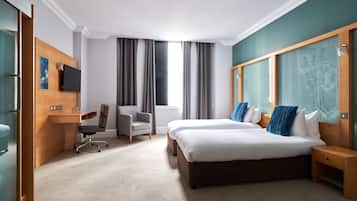 Standard Twin Room | 1 bedroom, in-room safe, desk, blackout drapes