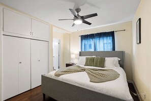 2 Schlafzimmer, Bügeleisen/Bügelbrett, kostenloses WLAN, Bettwäsche