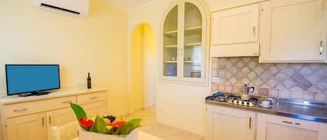 Huoneisto, 1 makuuhuone, patio | Sisätilat