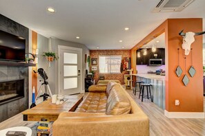Smart TV, books, offices