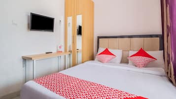 Kamar Double Standar | Meja kerja, Wi-Fi gratis, dan seprai linen