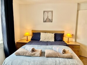 บ้านพักคลาสสิก, ห้องน้ำในตัว, วิวสวน (House-0) | 3 ห้องนอน