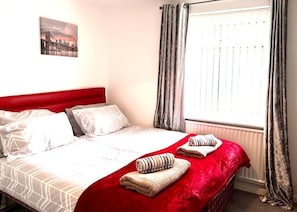 3 bedrooms - Spacious Family Home (Manchester)