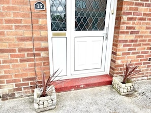 Property entrance - Spacious Family Home (Manchester)